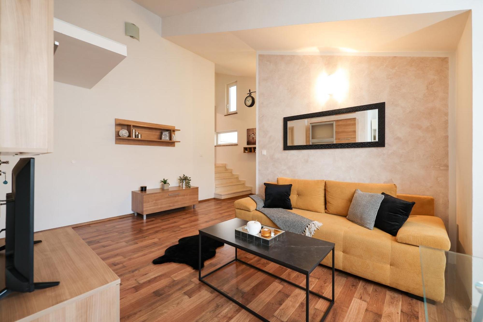 Anita Apartment
