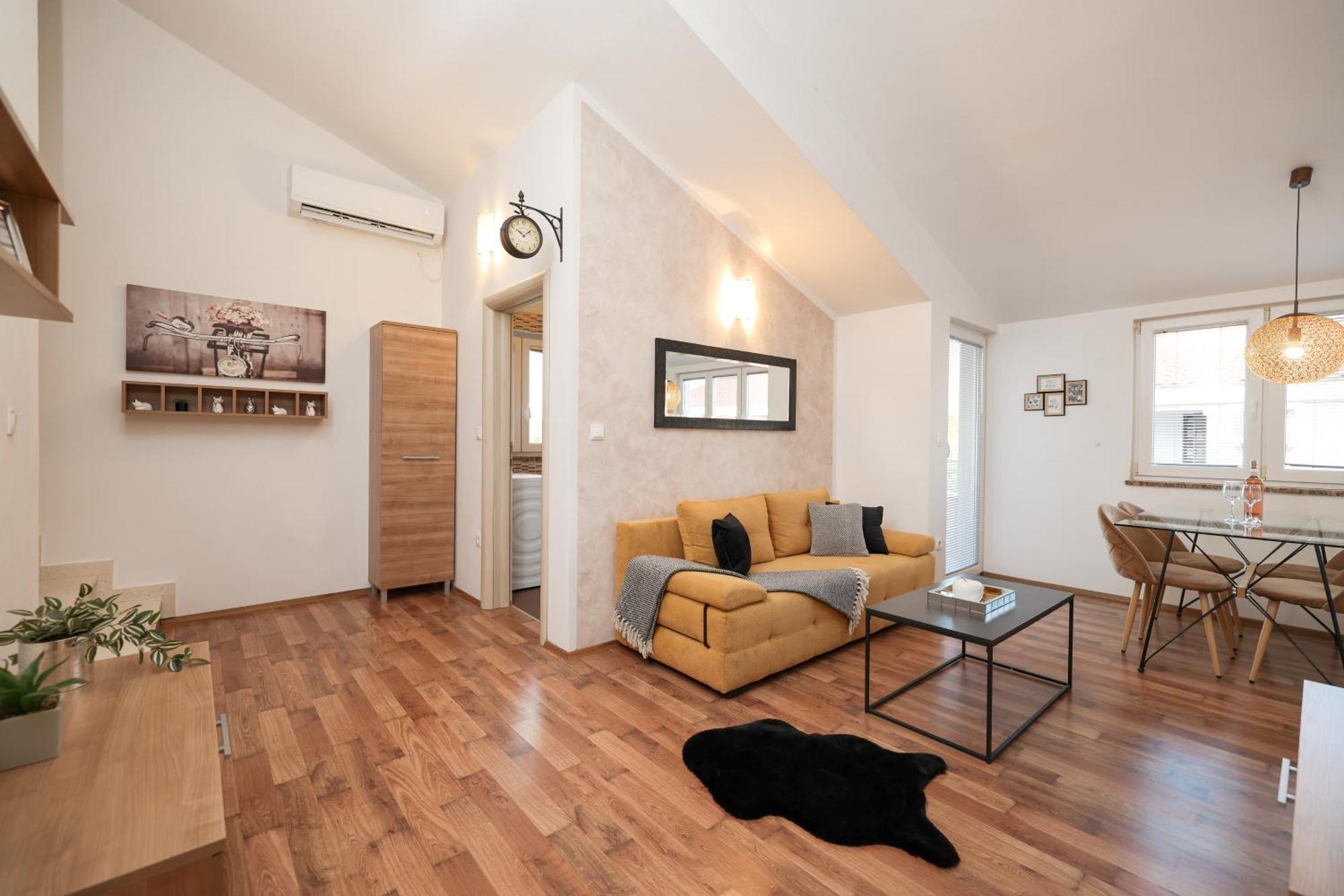 Anita Apartment